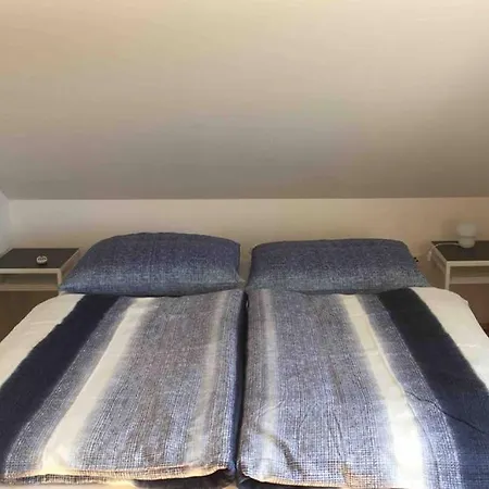 Haus Mit 3 Schlafzimmer Und Garten 度假居 阿姆施泰滕