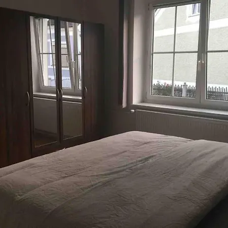 Haus Mit 3 Schlafzimmer Und Garten 度假居 阿姆施泰滕